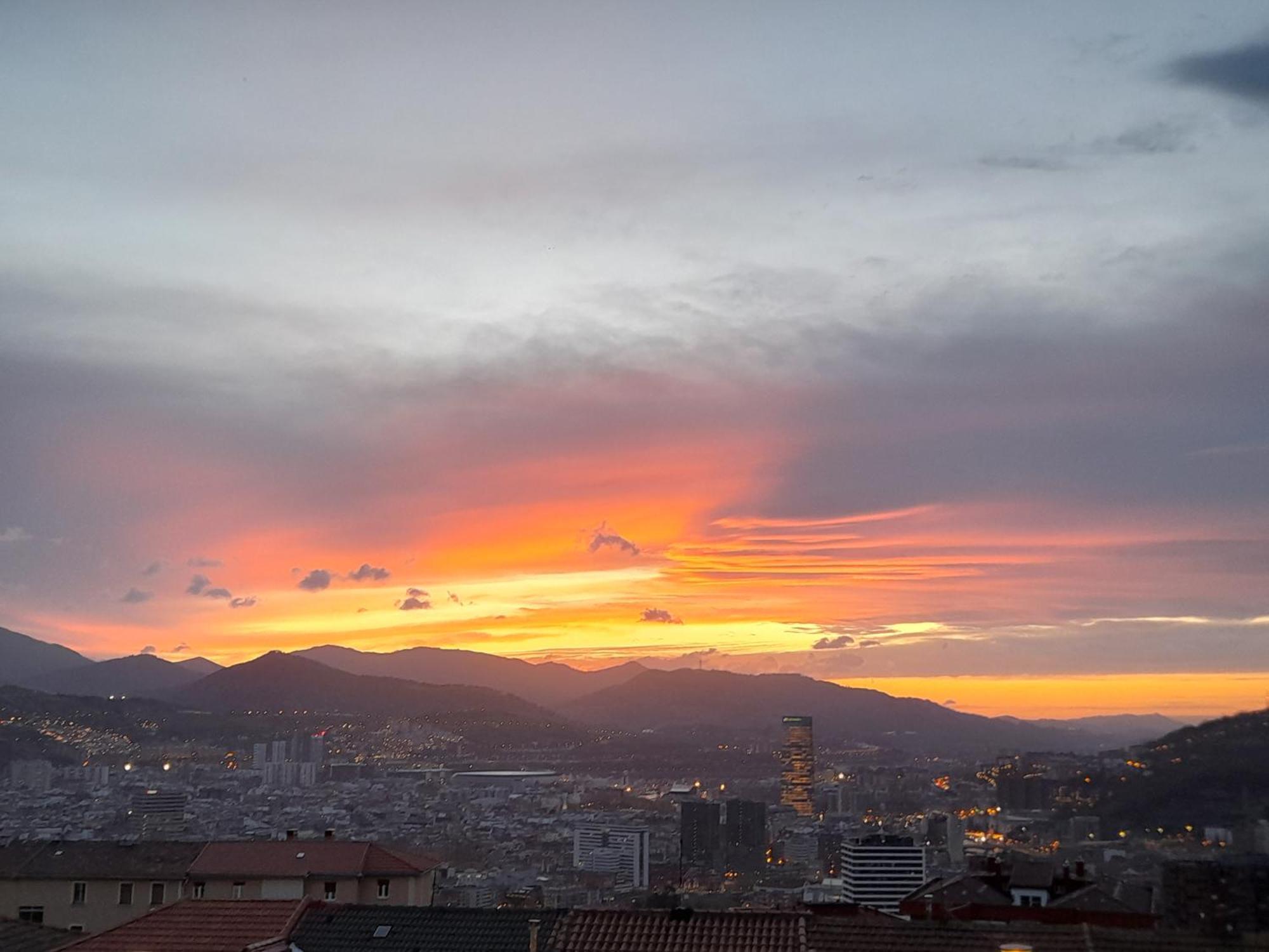 Calida Estancia Descubre La Ciudad Bilbao Exteriér fotografie